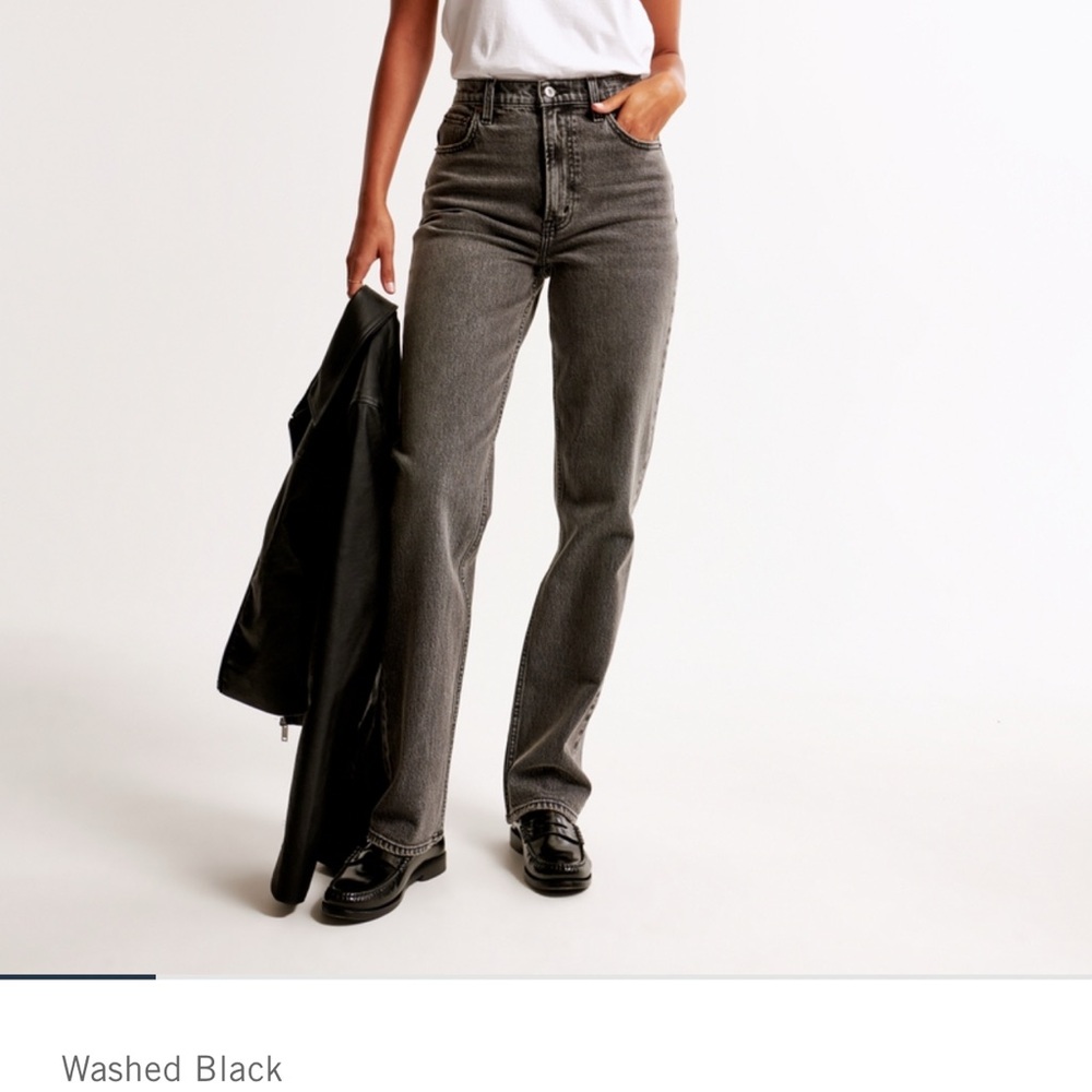 Abercrombie & Fitch Women's Curve Love Washed Black Jeans